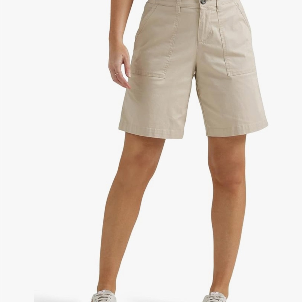 Lee Greige Luxe Bermuda Shorts Relaxed Fit NWT